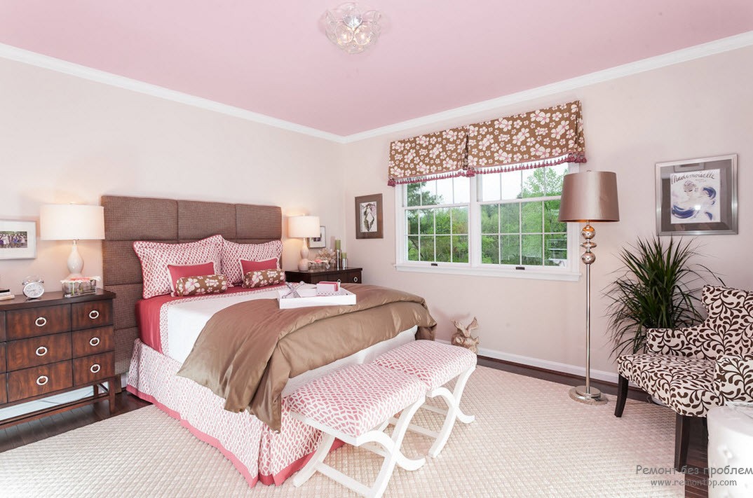Цвет Dulux 30YR 53/188 (розовый потолок) в интерьере спальни (фото)