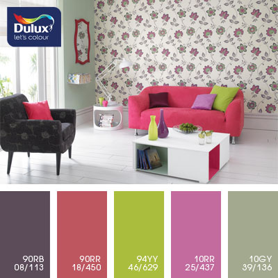 Цвет Dulux 10RR 25/437 (пурпурный) в интерьере спальни (фото)
